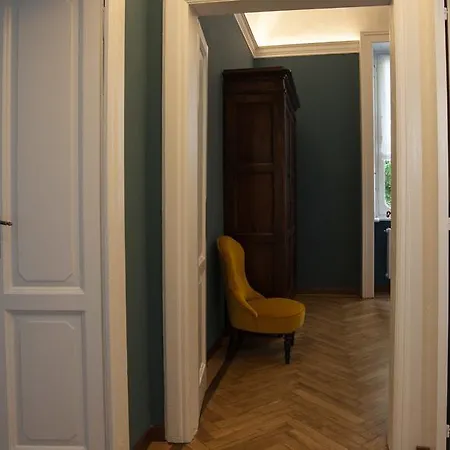 Venegoni Maison De Charme מלון דירות