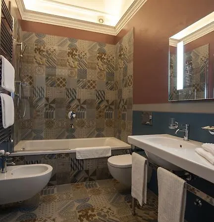 Aparthotel Venegoni Maison De Charme 4*