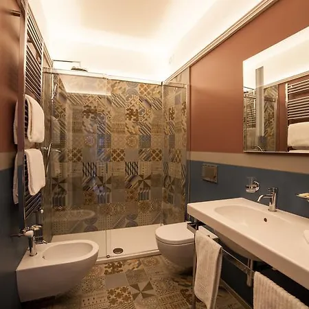 Venegoni Maison De Charme גיפה