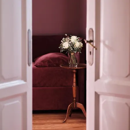 מלון דירות Venegoni Maison De Charme גיפה